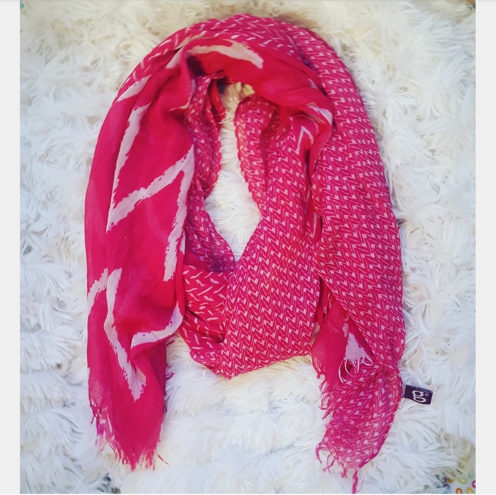 3 for $20 NWOT Dual Patterned Lightweight Scarf